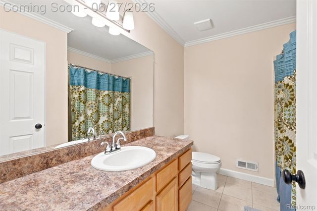54138 Acadia Drive, Macomb Township, MI 48042