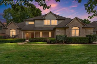 54138 Acadia Drive, Macomb Township, MI 48042