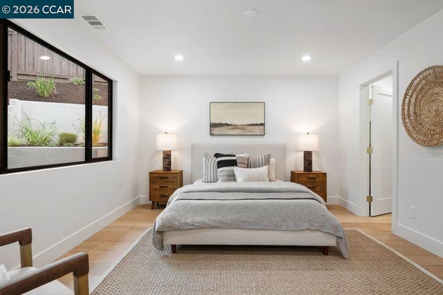 1 Waverly Ct, Alamo, CA 94507