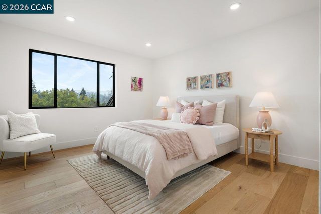 1 Waverly Ct, Alamo, CA 94507