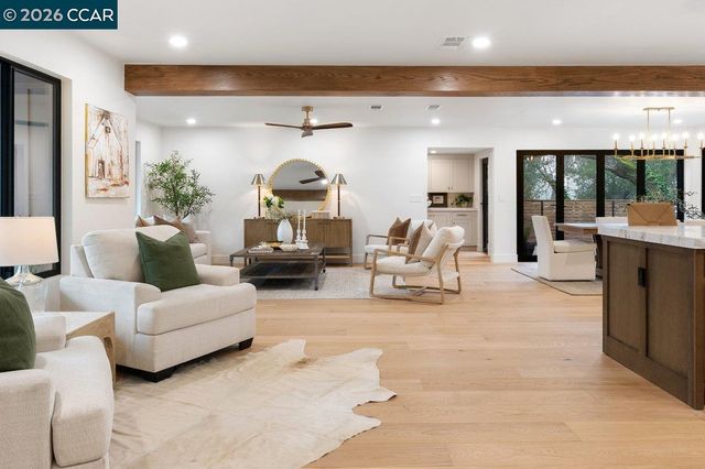 1 Waverly Ct, Alamo, CA 94507