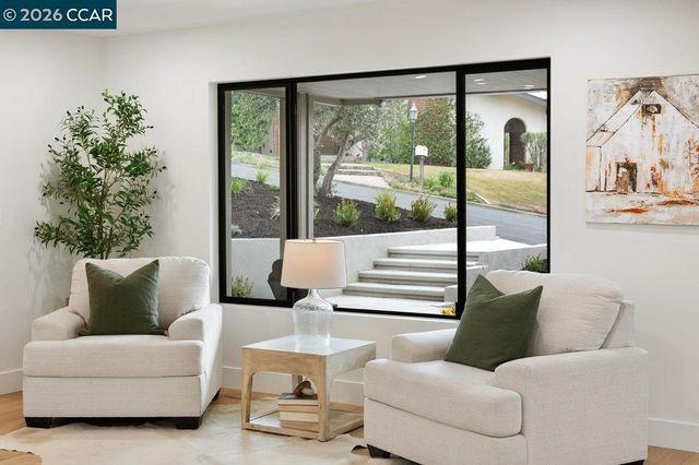 1 Waverly Ct, Alamo, CA 94507