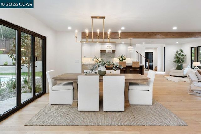 1 Waverly Ct, Alamo, CA 94507