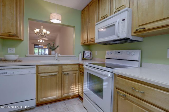 3801 CROWN POINT Road, 1151, Jacksonville, FL 32257