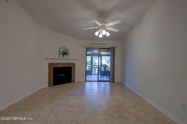 3801 CROWN POINT Road, 1151, Jacksonville, FL 32257