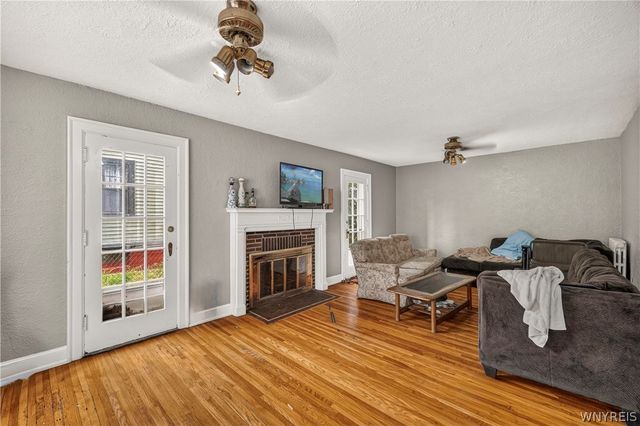 2907 Lewiston Road, Niagara Falls, NY 14305