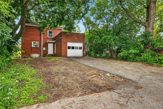2907 Lewiston Road, Niagara Falls, NY 14305
