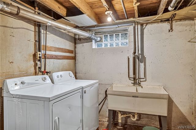 2907 Lewiston Road, Niagara Falls, NY 14305