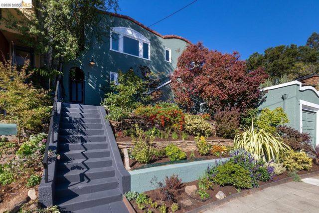 5981 Chabolyn Ter, Oakland, CA 94618