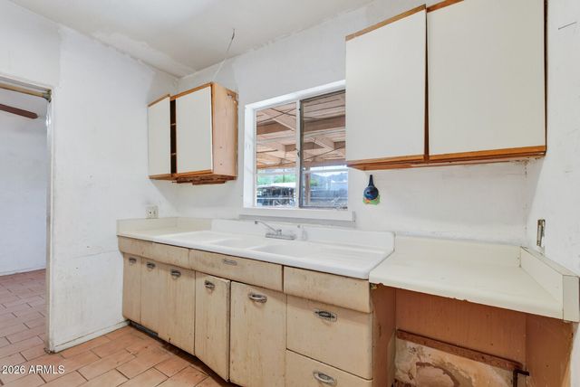 13607 N 21st Place, Phoenix, AZ 85029