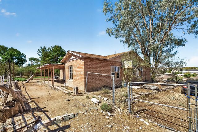 13607 N 21st Place, Phoenix, AZ 85029