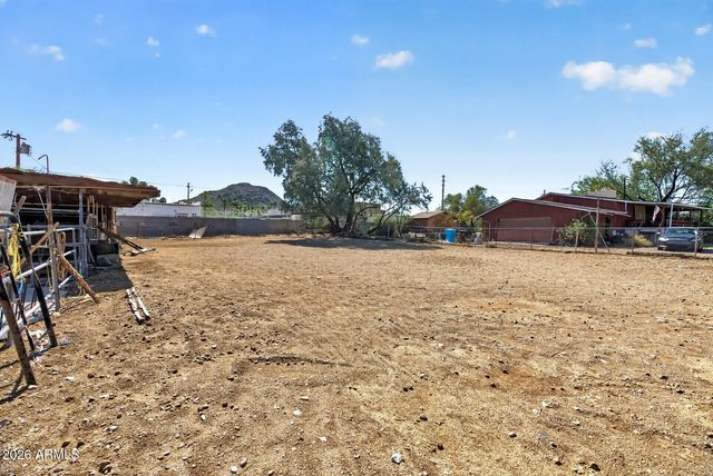 13607 N 21st Place, Phoenix, AZ 85029
