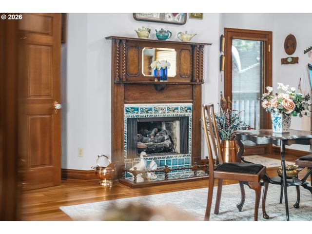 309 GRANITE St, Ashland, OR 97520