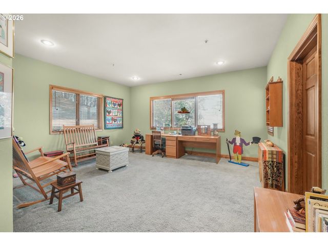 309 GRANITE St, Ashland, OR 97520