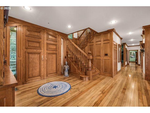 309 GRANITE St, Ashland, OR 97520