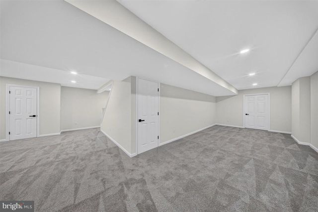 6 ROY CT, Newark, DE 19711