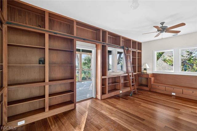 5703 Sanibel Captiva RD, Sanibel, FL 33957