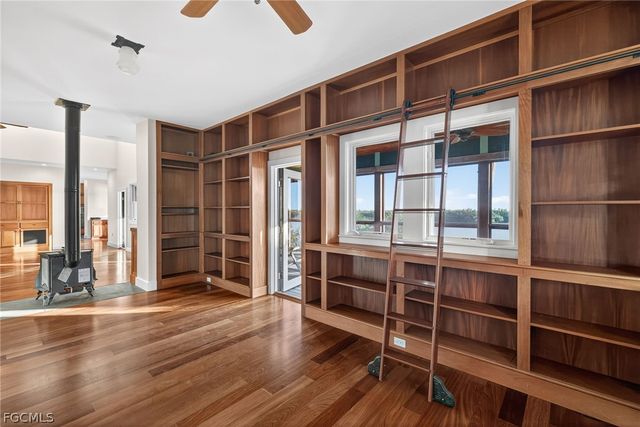 5703 Sanibel Captiva RD, Sanibel, FL 33957