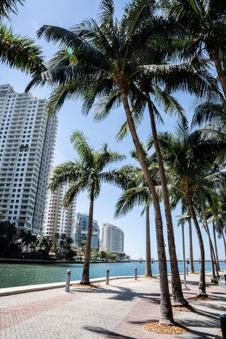 495 Brickell Avenue 911, Miami, FL 33131