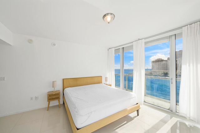 495 Brickell Avenue 911, Miami, FL 33131