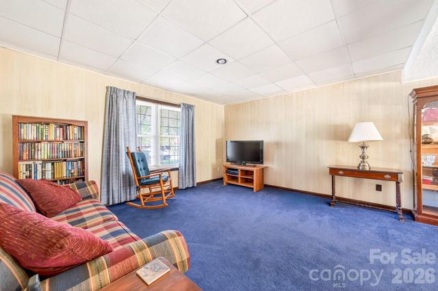 10730 Coachman Circle, Charlotte, NC 28277