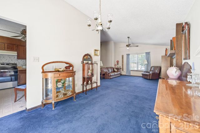 10730 Coachman Circle, Charlotte, NC 28277