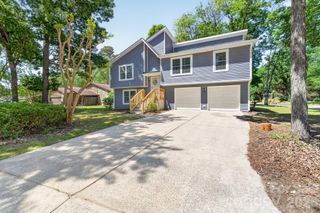 10730 Coachman Circle, Charlotte, NC 28277