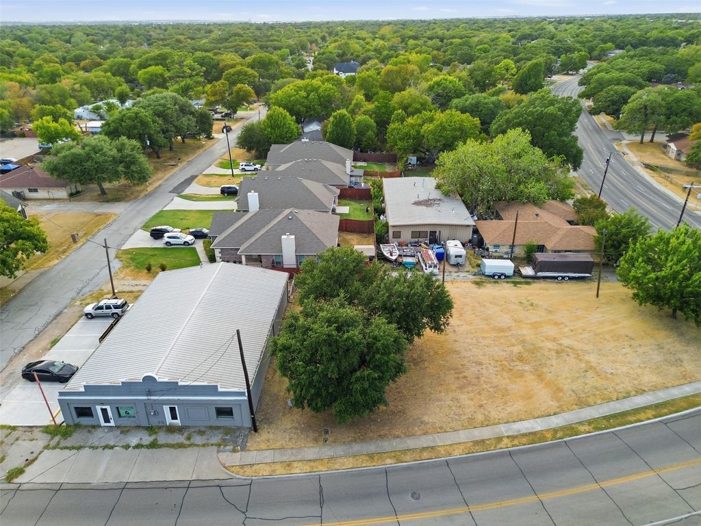 625-627 S Rogers Road, Irving, TX 75060 — photo 3