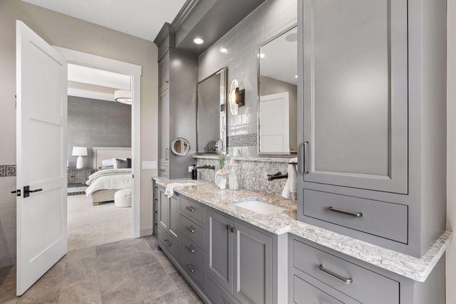 16307 46th Court N, Plymouth, MN 55446