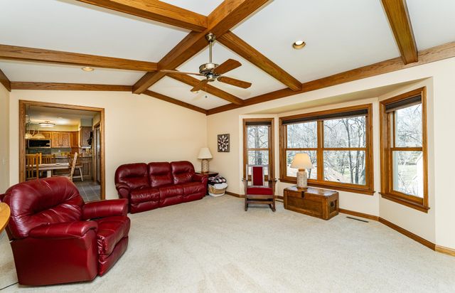 1021 Hickory Lane SW, Rochester, MN 55902