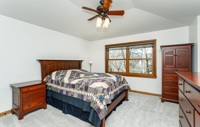 1021 Hickory Lane SW, Rochester, MN 55902