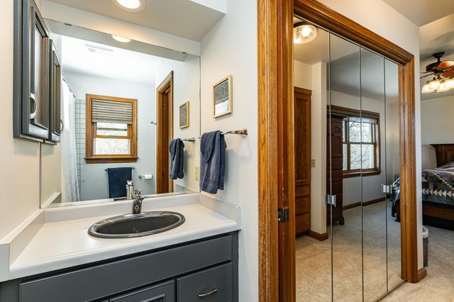 1021 Hickory Lane SW, Rochester, MN 55902