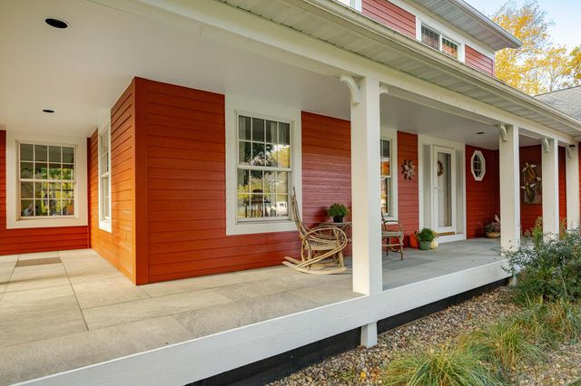 1021 Hickory Lane SW, Rochester, MN 55902