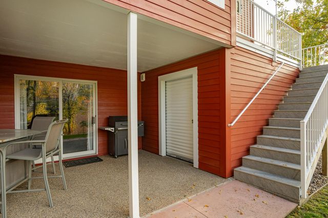 1021 Hickory Lane SW, Rochester, MN 55902