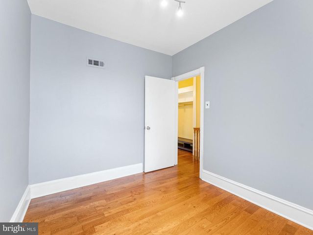 2251 S HEMBERGER ST, Philadelphia, PA 19145