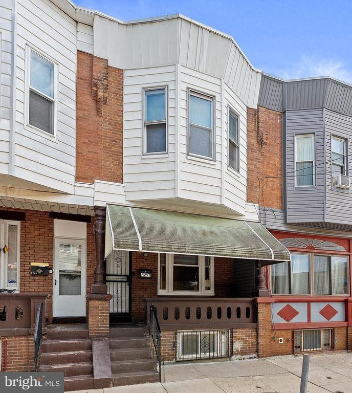 2251 S HEMBERGER ST, Philadelphia, PA 19145