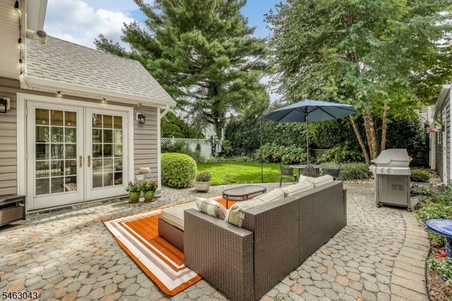 91 Spruce St, Midland Park Boro, NJ 07432
