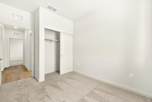 131 Bradford Dr, Vacaville, CA 95687