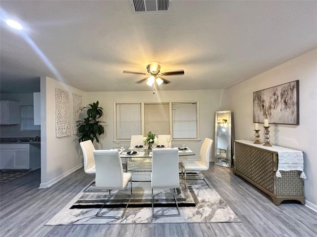 5346 Windswept Lane, Houston, TX 77056