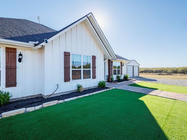 9269 County Road 321, Blanket, TX 76432