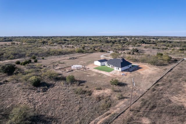 9269 County Road 321, Blanket, TX 76432