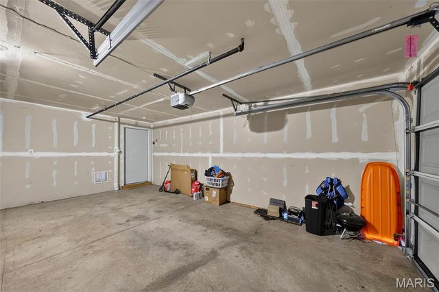 101 Timber Creek Drive, O'fallon, MO 63368