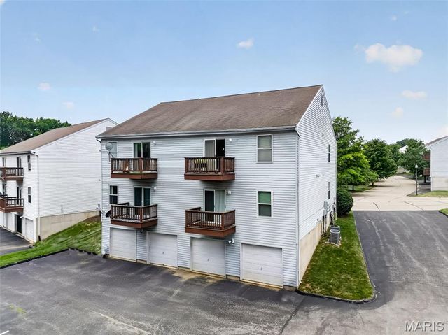 101 Timber Creek Drive, O'fallon, MO 63368