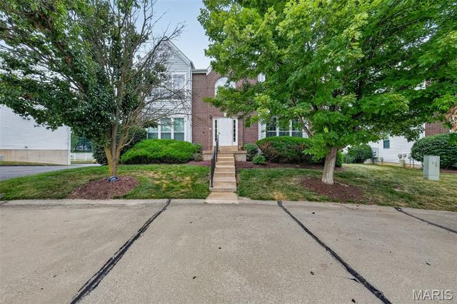 101 Timber Creek Drive, O'fallon, MO 63368