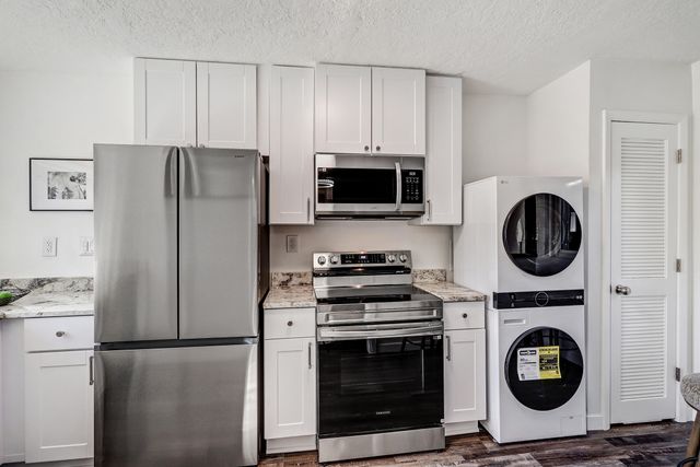 325 19th Street NW, Albuquerque, NM 87104