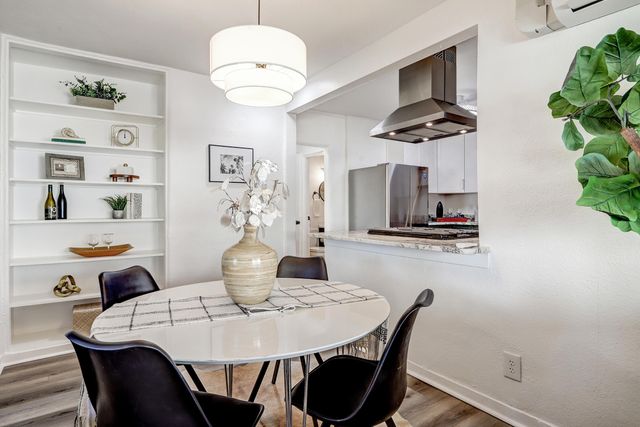 325 19th Street NW, Albuquerque, NM 87104