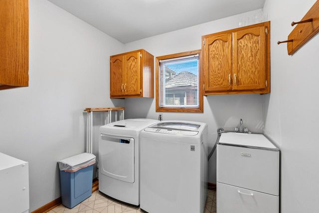N108W15259 Bel Aire LANE, Germantown, WI 53022
