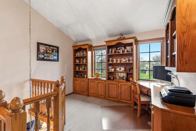 N108W15259 Bel Aire LANE, Germantown, WI 53022