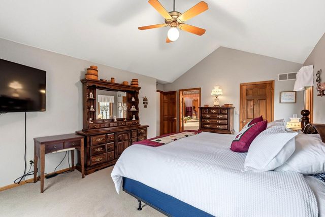 N108W15259 Bel Aire LANE, Germantown, WI 53022