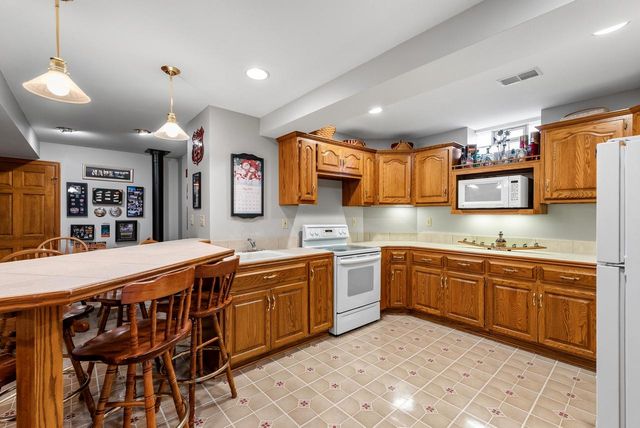 N108W15259 Bel Aire LANE, Germantown, WI 53022